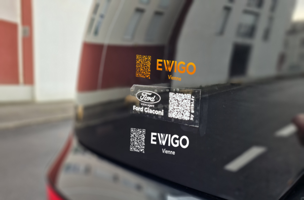 stickers de voiture avec Qrcode Glibl